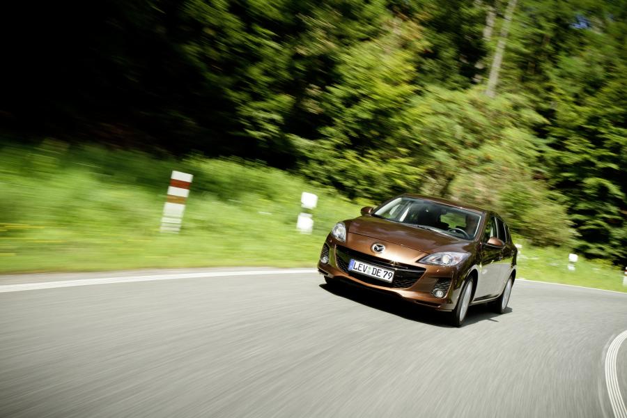  Mazda3 Hatchback 2011 года  (фото 32 из 57)